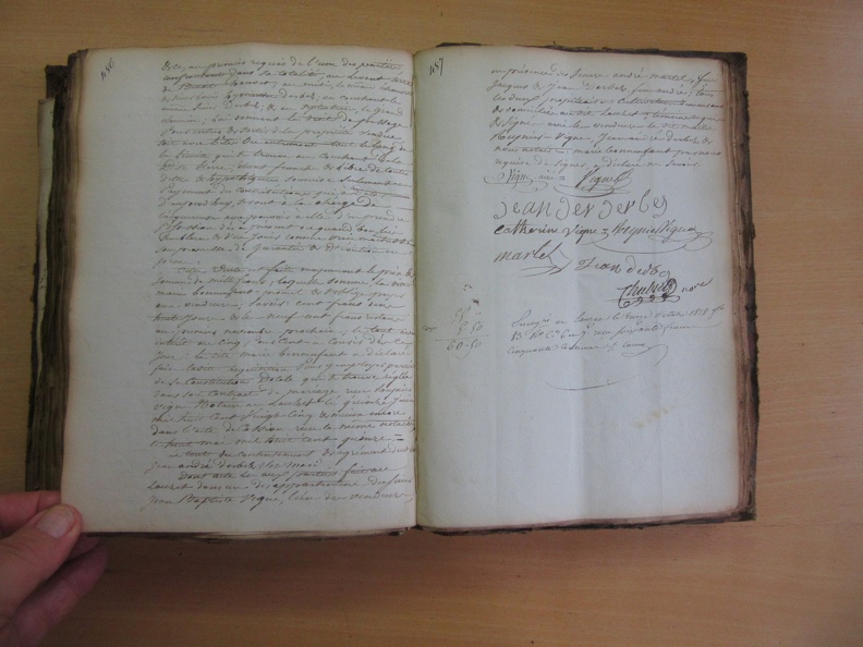 2E12152 487