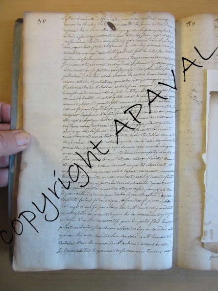 2E12144_038.jPg